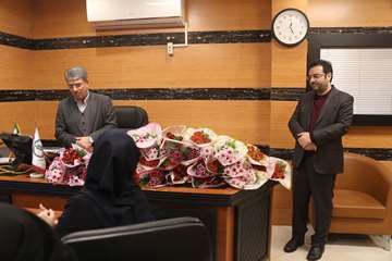 تقدیر از کارمندان خانم شاغل در معاونت تحقیقات و فناوری دانشگاه به مناسبت روز زن