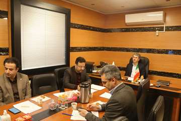   سیزدهمین جلسه شورای  پـژوهشی دانشگاه برگزار شد  