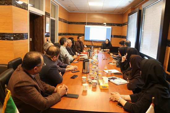 برگزاری کارگاه آشنایی با فرایند و مقررات ثبت شرکت های فناور و موسسات غیرتجاری 