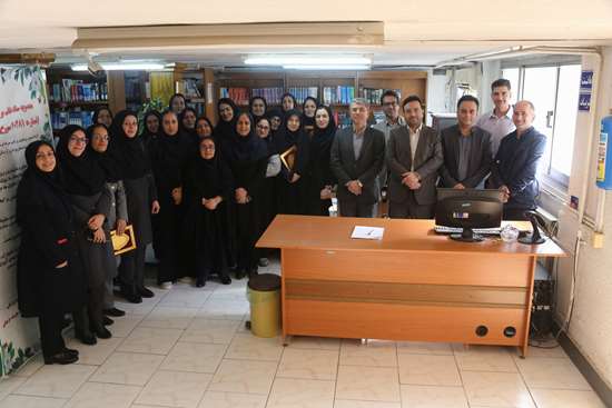 بزرگداشت روز کتابدار و تقدیر از کتابداران برتر و پیشکسوتان کتابداری دانشگاه 