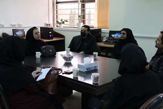 بازدید مدیر اطلاع رسانی پزشکی و منابع علمی از کتابخانه دانشکده دنداپزشکی   